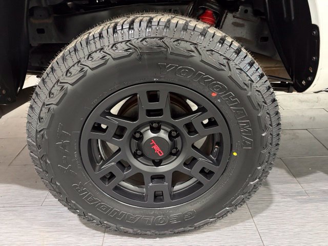 Used 2022 Toyota Tacoma SR AWD/4WD image 24