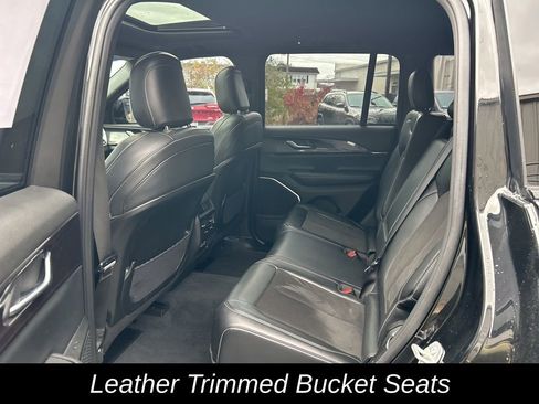 Used 2022 Jeep Grand Cherokee Altitude image 27