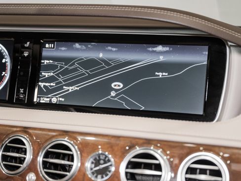 Used 2015 Mercedes-Benz S 550 4MATIC Sedan image 34