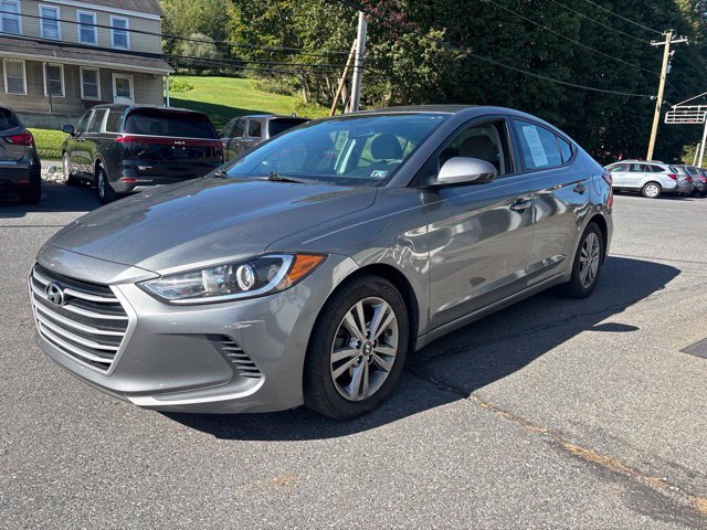 Used 2017 Hyundai Elantra SE FWD image 3