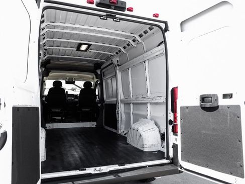 Used 2023 RAM ProMaster 2500 image 47