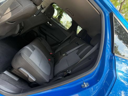 Used 2025 Chevrolet Blazer LT FWD image 30