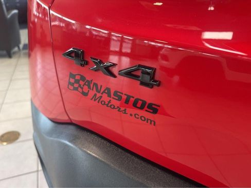 Used 2023 Jeep Renegade Trailhawk w/ Trailhawk Elite Group AWD/4WD image 37