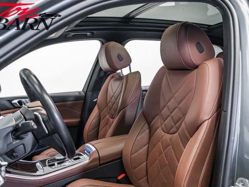 Used 2024 BMW X5 xDrive40i w/ Parking Assistance Package AWD/4WD image 24