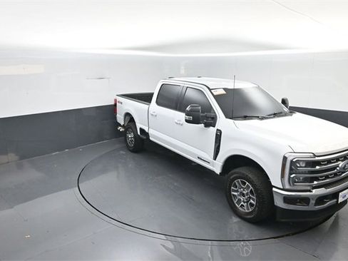 Certified 2025 Ford F350 Lariat image 18