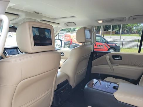 Used 2020 Nissan Armada Platinum w/ Captain's Chairs Package RWD image 13