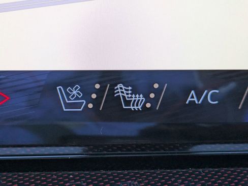 New 2026 Chevrolet Traverse RS image 25