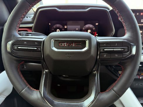 Used 2024 GMC Canyon AT4X w/ AT4X AEV Edition AWD/4WD image 19