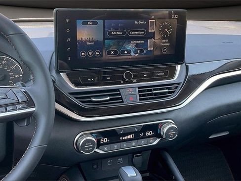 New 2025 Nissan Altima 2.5 SR w/ SR Premium Package image 6