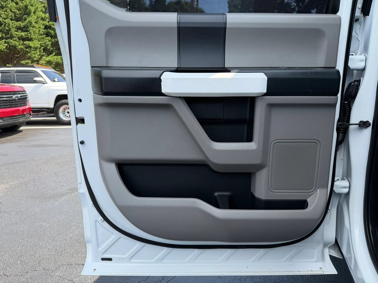 Used 2016 Ford F150 XL w/ Equipment Group 101A Mid RWD image 20