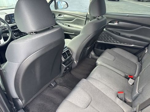 Used 2019 Hyundai Santa Fe SEL image 13
