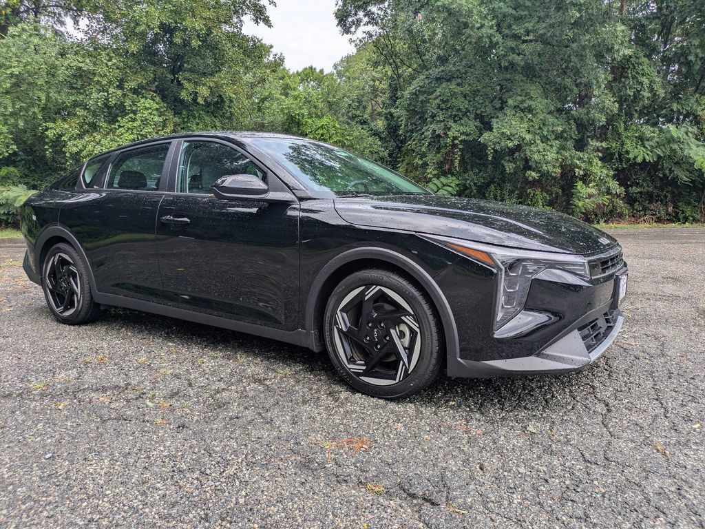 Used 2025 Kia K4 EX FWD image 2