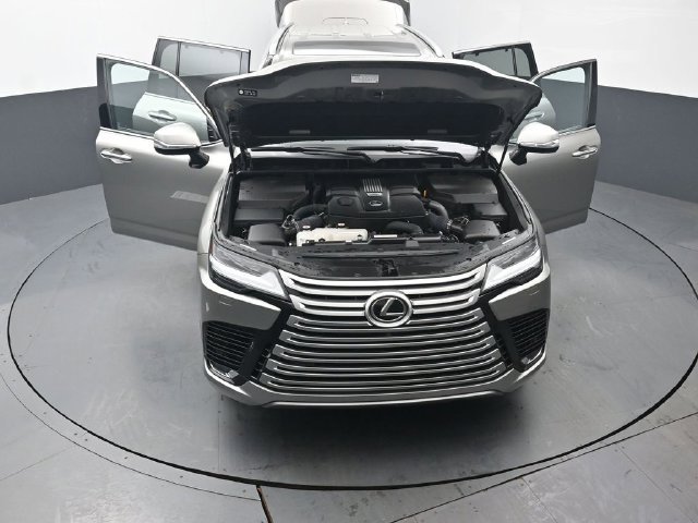 Used 2023 Lexus LX 600 4WD w/ Luxury Package image 61