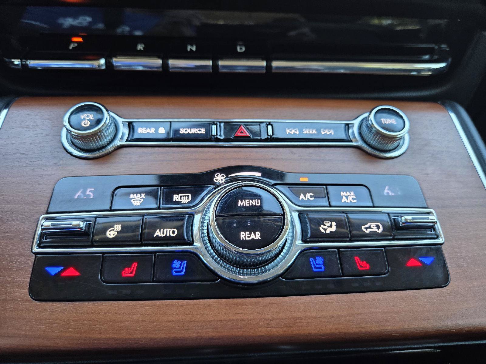 Used 2020 Lincoln Aviator Reserve w/ Elements Package Plus AWD/4WD image 21
