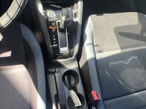Used 2023 Nissan Versa SV image 24