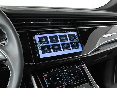 New 2025 Audi Q8 Premium Plus image 12