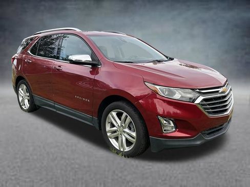 Used 2018 Chevrolet Equinox Premier FWD image 3