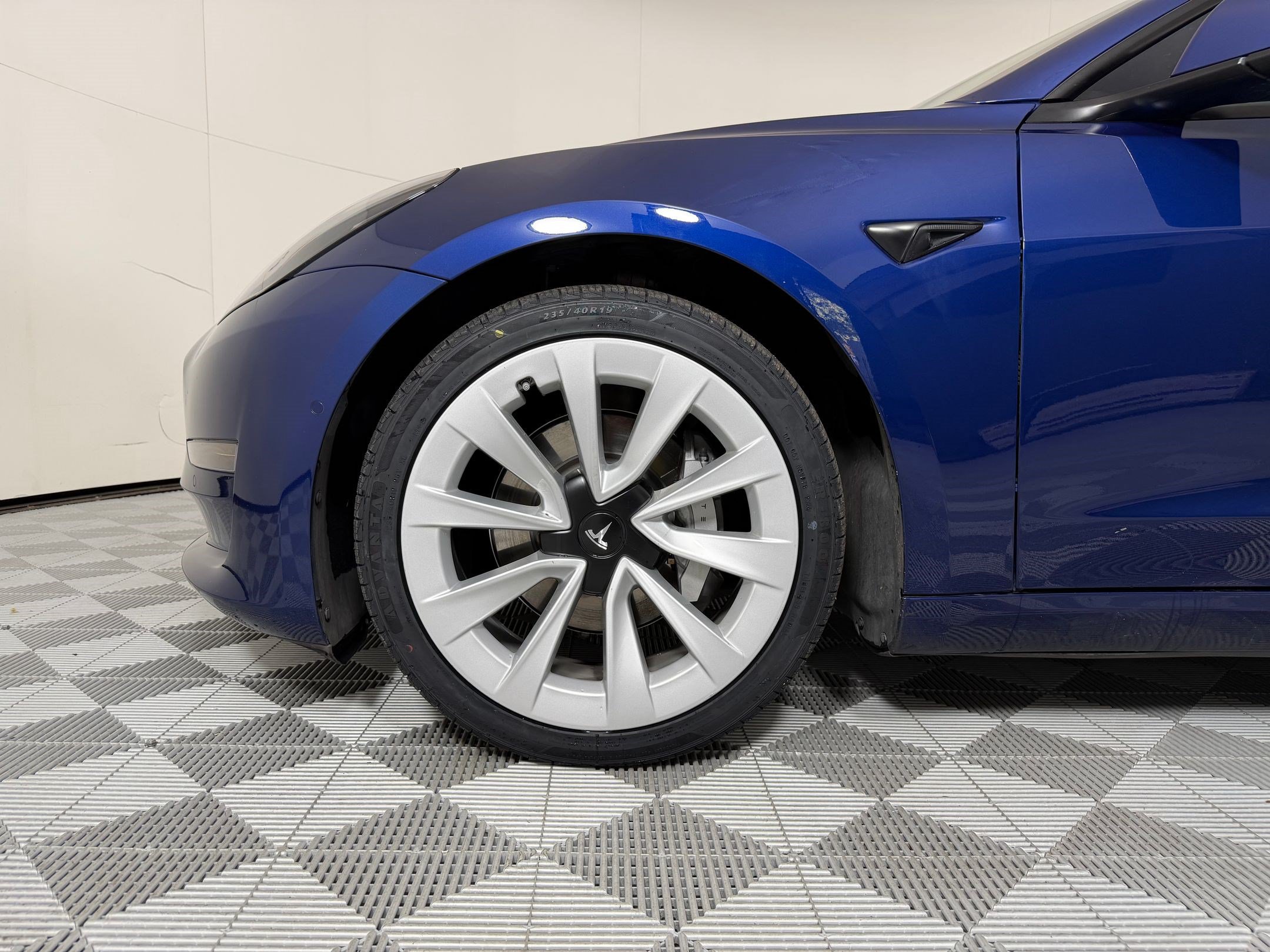 Used 2021 Tesla Model 3 Long Range AWD/4WD image 11