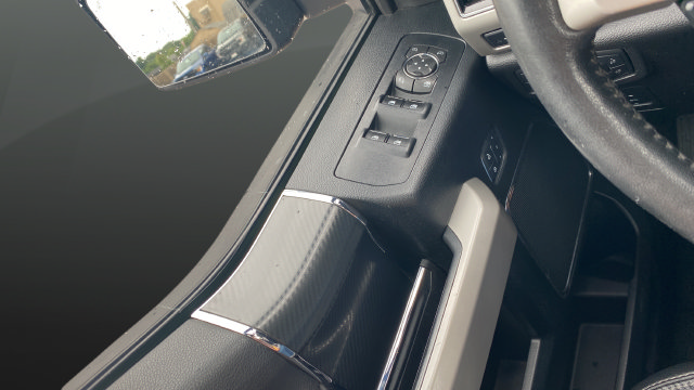 Used 2018 Ford F150 Lariat w/ Equipment Group 502A Luxury AWD/4WD image 22