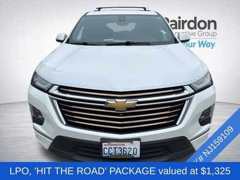 Used 2022 Chevrolet Traverse High Country w/ LPO, 'HIT The Road' Package AWD/4WD image 2