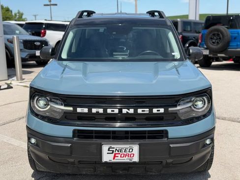 Used 2022 Ford Bronco Sport Outer Banks w/ Tech Package AWD/4WD image 2