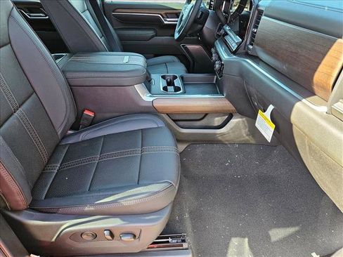 New 2026 Chevrolet Silverado 2500 High Country w/ High Country Premium Package image 15