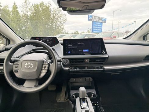 Used 2023 Toyota Prius XLE AWD/4WD image 23