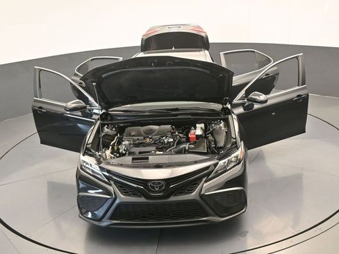 Used 2024 Toyota Camry SE image 60