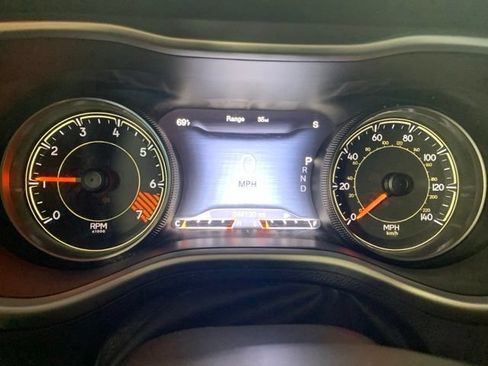 Used 2014 Jeep Cherokee Trailhawk w/ Leather Interior Group AWD/4WD image 22