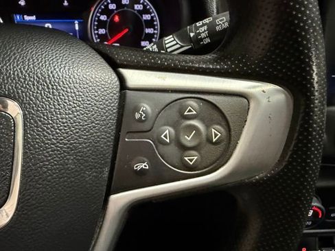 Used 2023 GMC Terrain SLE w/ Driver Convenience Package image 33