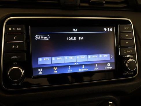 Used 2025 Nissan Versa S w/ Trunk Package image 21