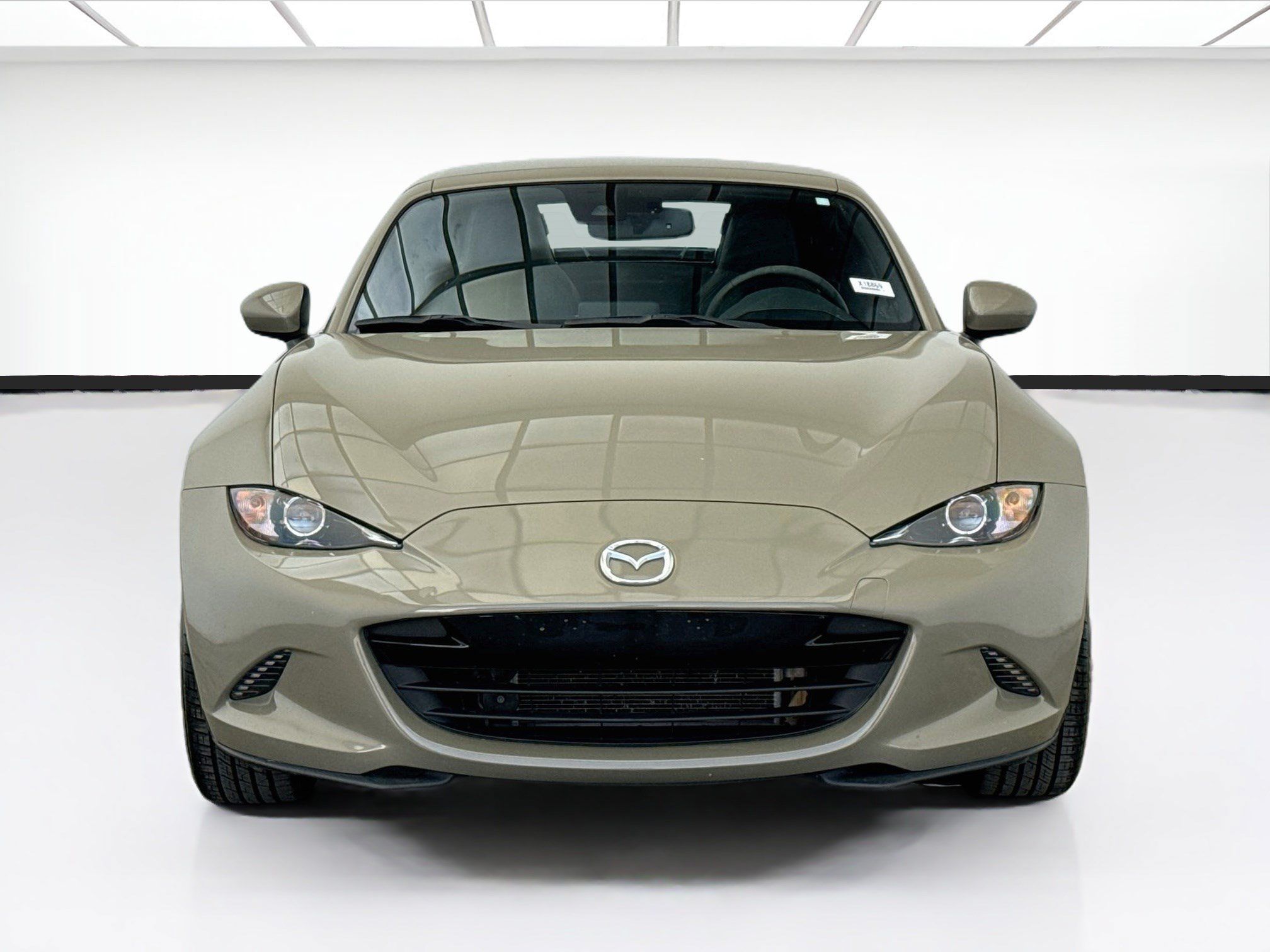 Used 2023 MAZDA MX-5 Miata Grand Touring RWD image 2