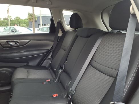 Certified 2020 Nissan Rogue SV image 19