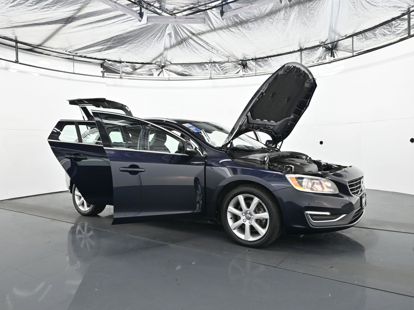 Used 2017 Volvo V60 T5 Premier w/ Convenience Package AWD/4WD image 42