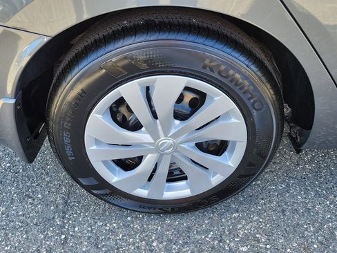 New 2025 Nissan Versa S w/ Trunk Package FWD image 5