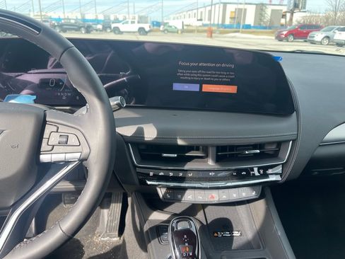 Used 2025 Cadillac CT5 Premium Luxury image 15