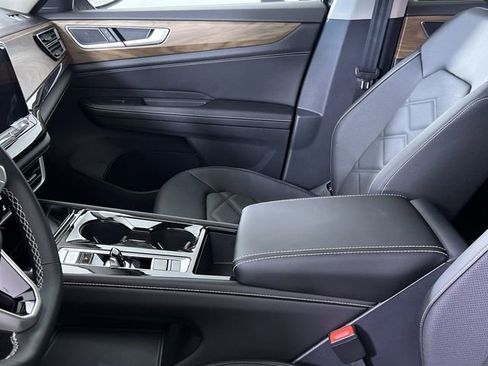 New 2026 Volkswagen Atlas SE image 20