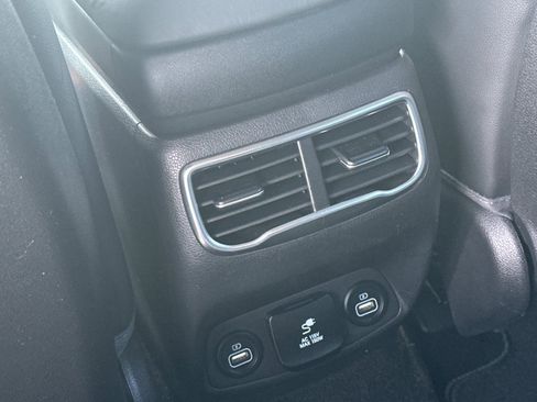 Used 2022 Hyundai Santa Fe Limited w/ Cargo Package image 13