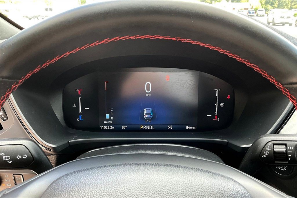 Used 2025 Ford Escape ST-Line FWD image 15