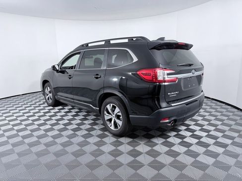 Used 2024 Subaru Ascent Premium image 5