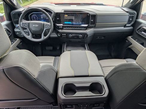 New 2026 Chevrolet Silverado 2500 ZR2 w/ ZR2 Bison Edition AWD/4WD image 5