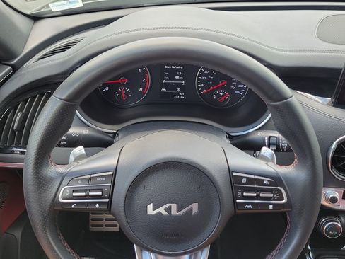 Used 2023 Kia Stinger GT-Line w/ Sun & Sound Package RWD image 22