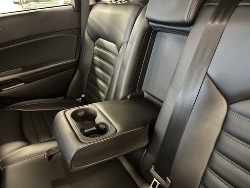 Used 2024 Ford Edge SEL w/ Convenience Package image 26