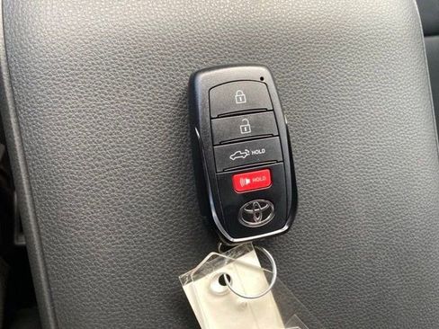 New 2024 Toyota Tacoma TRD Off-Road image 20