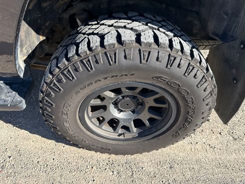 Used 2020 Toyota 4Runner 4WD image 7