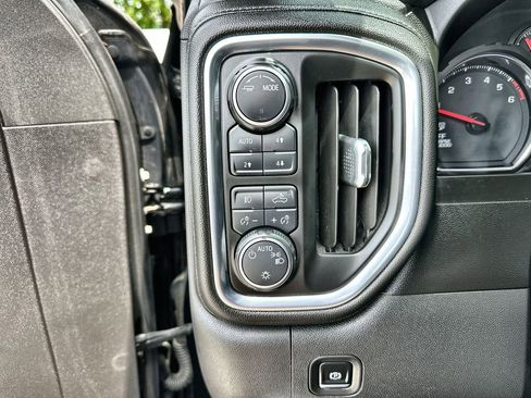Certified 2021 Chevrolet Silverado 1500 RST AWD/4WD image 18