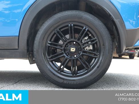 Used 2023 Nissan Kicks SR FWD image 16