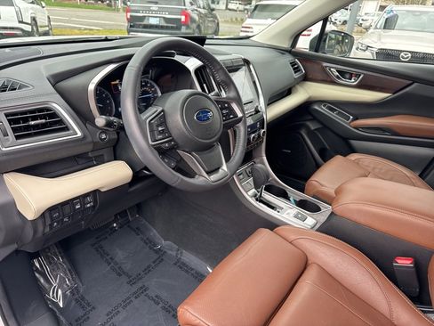 Used 2019 Subaru Ascent Touring w/ Popular Package #3 image 5