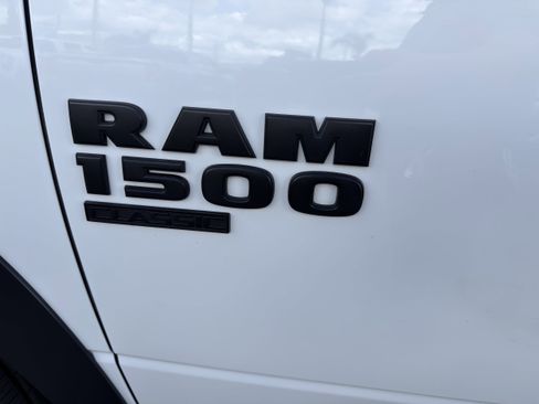 Used 2024 RAM 1500 Warlock AWD/4WD image 37