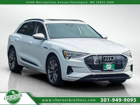 Used 2021 Audi e-tron Premium Plus w/ Premium Plus Package AWD/4WD image 1